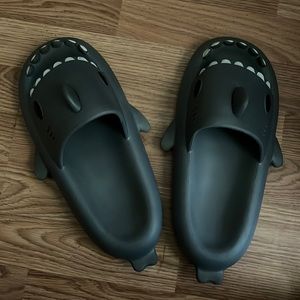 Shark slides, size 9.5